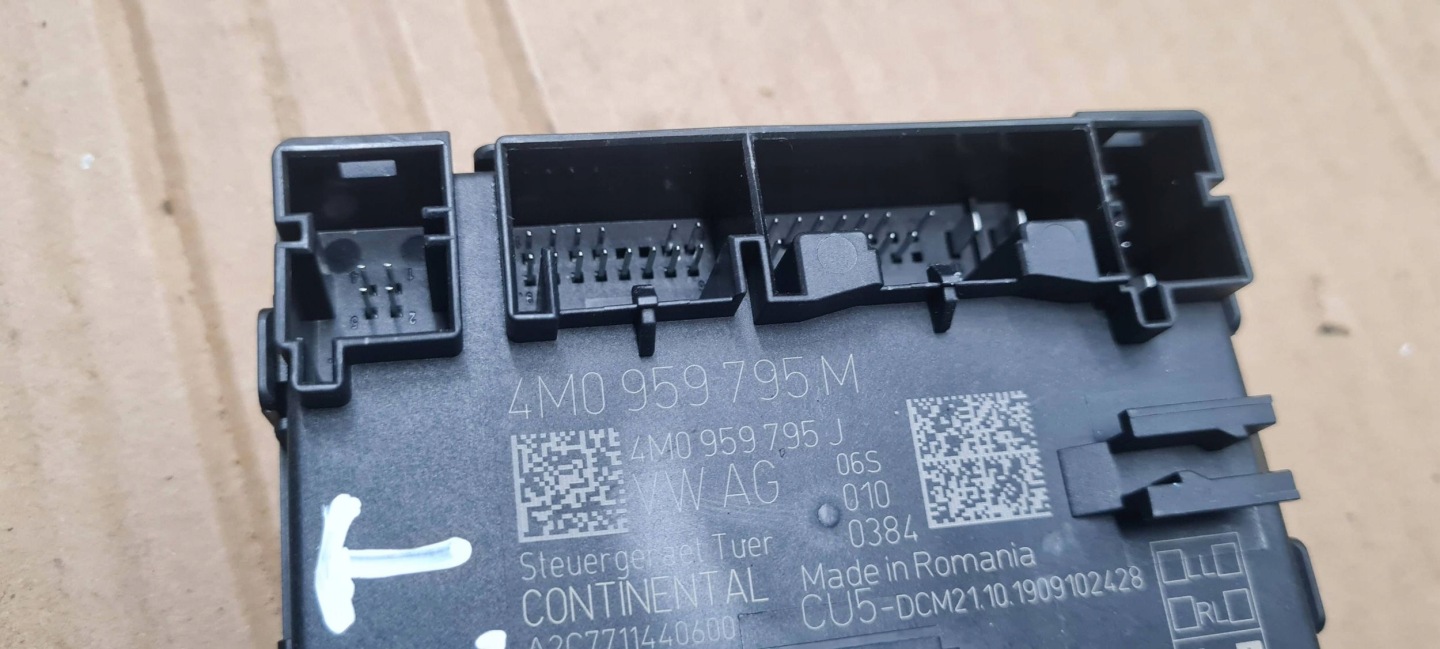 A5 8W S5 module control unit door rear part 4M0959795M A4 B9 8W S4 RS4
