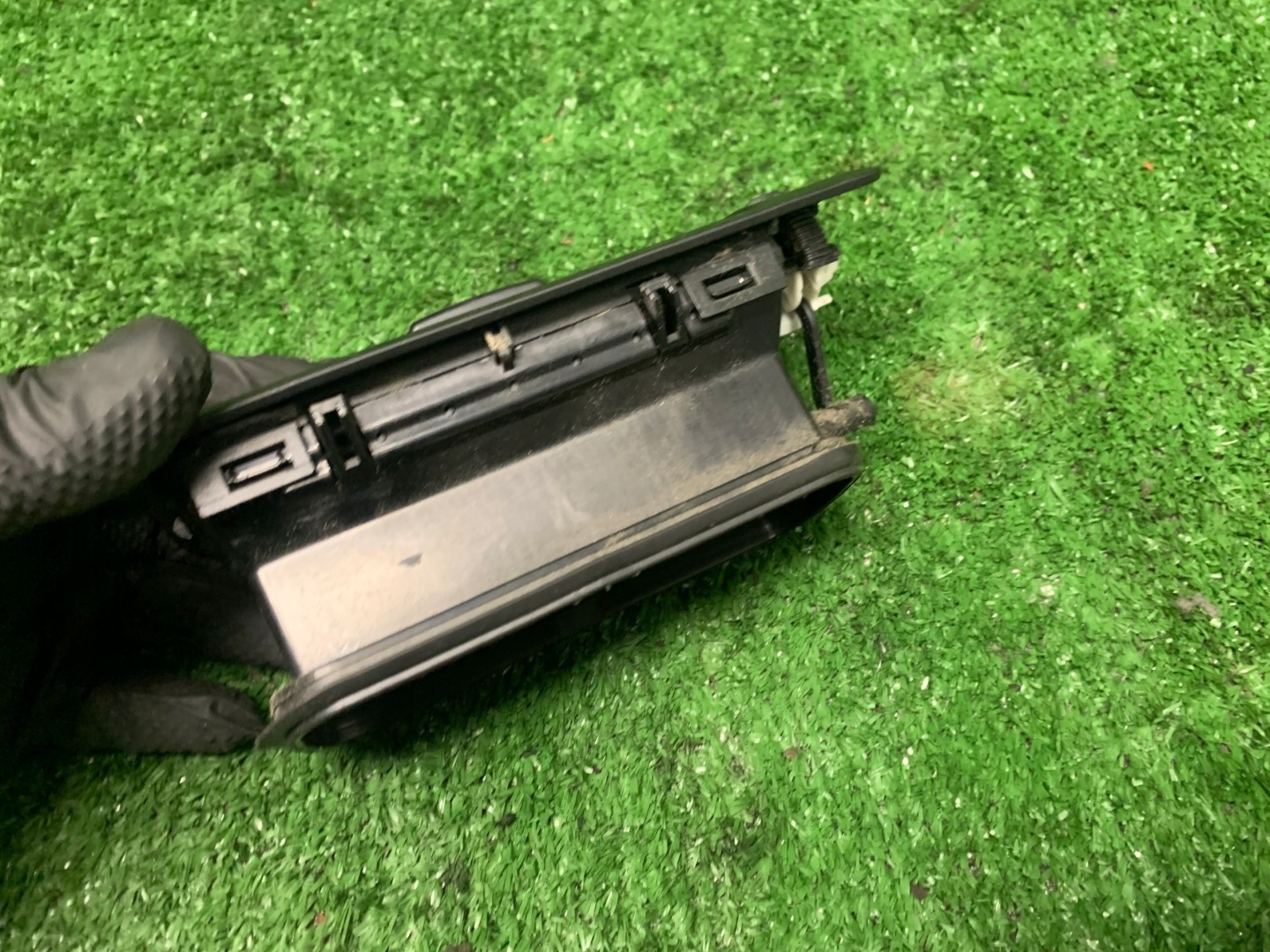 MERCEDES R-class W251 KRATKI grid air conditioning devices 2518300954