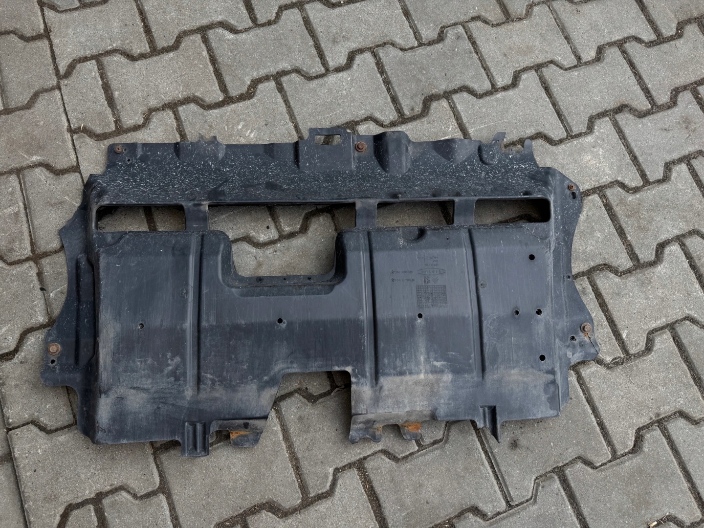 CITROEN DS3 LIFT lower motor cover 9682559380