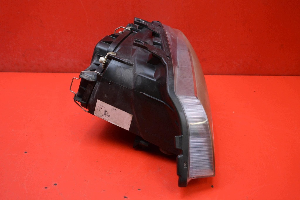 REFLEKTOR left light front EU 6L1941021A SEAT IBIZA 3 III 6L 02-06