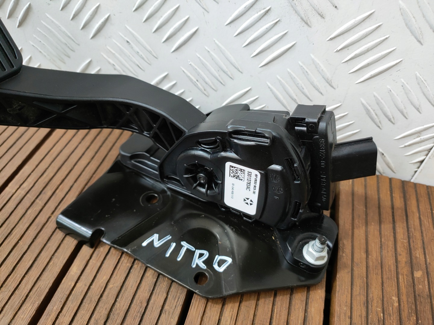 DODGE NITRO 07-11 accelerator pedal potentiometer 53013783AC OE