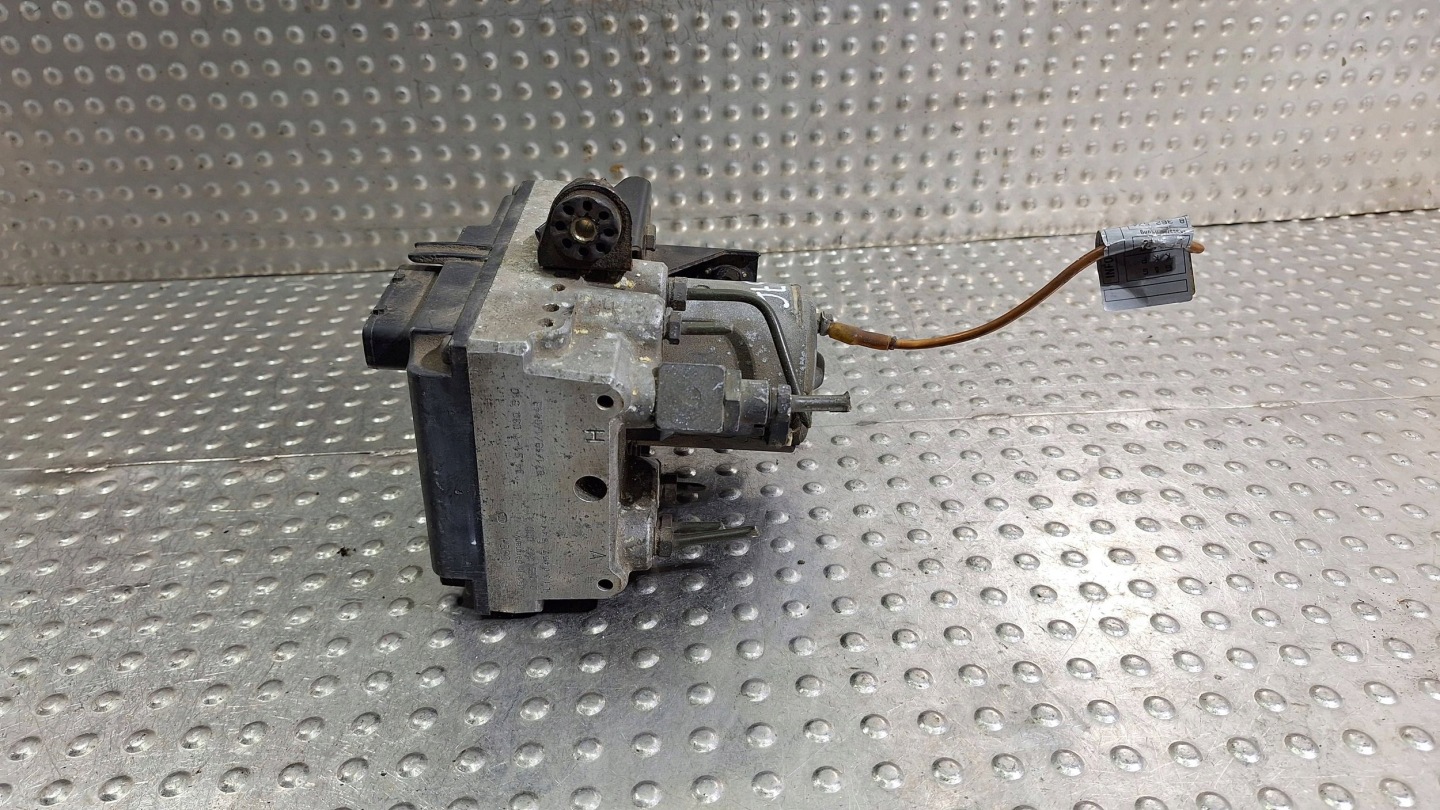 pump control unit ABS 0265217000 1090910 BMW E36 E38 E39 E46