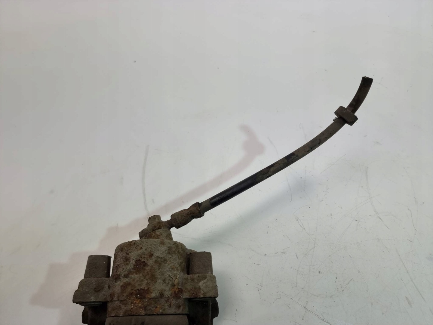 caliper brake front right 1.4 VOLKSWAGEN GOLF IV