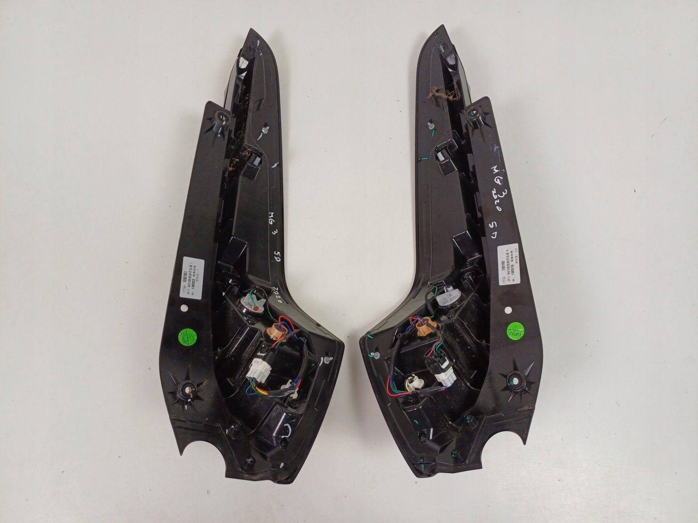 MG 3 III 2020 light rear rear part left LADNA