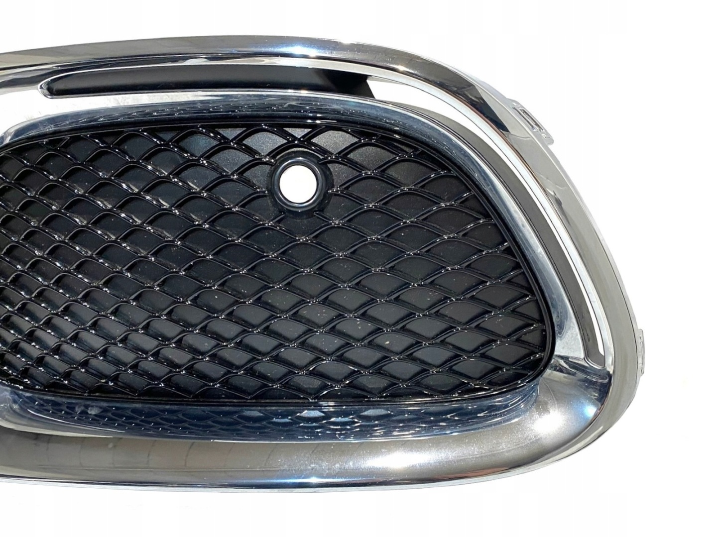 MERCEDES S MAYBACH side grill grid A2238858202