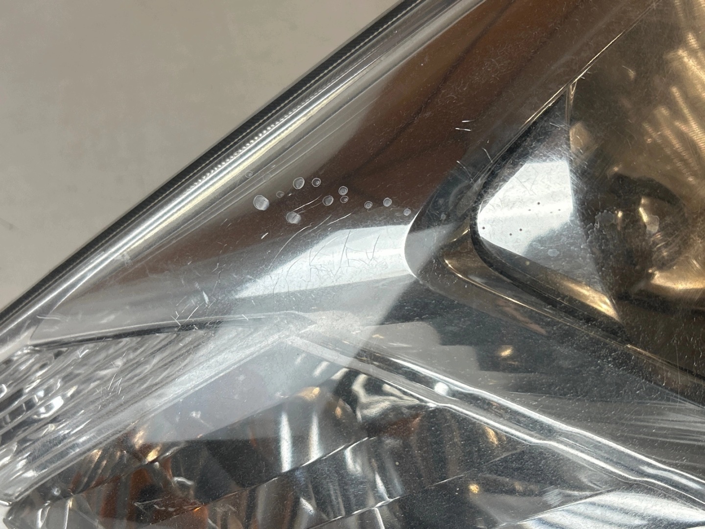 light front front left Toyota Prius II Uk Anglik
