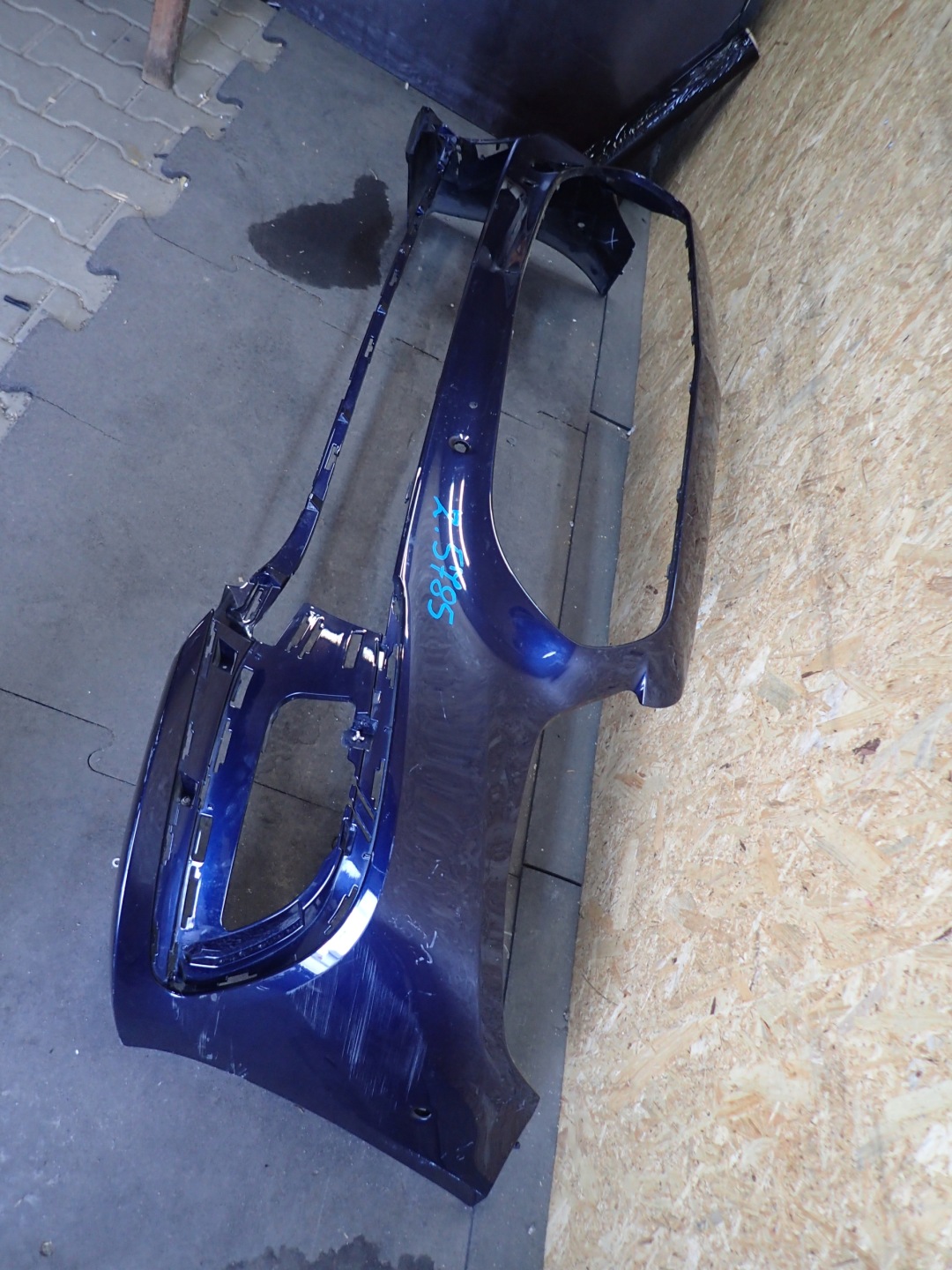 STOSSSTANGE VORNE MERCEDES E KLASA W213 LIFT