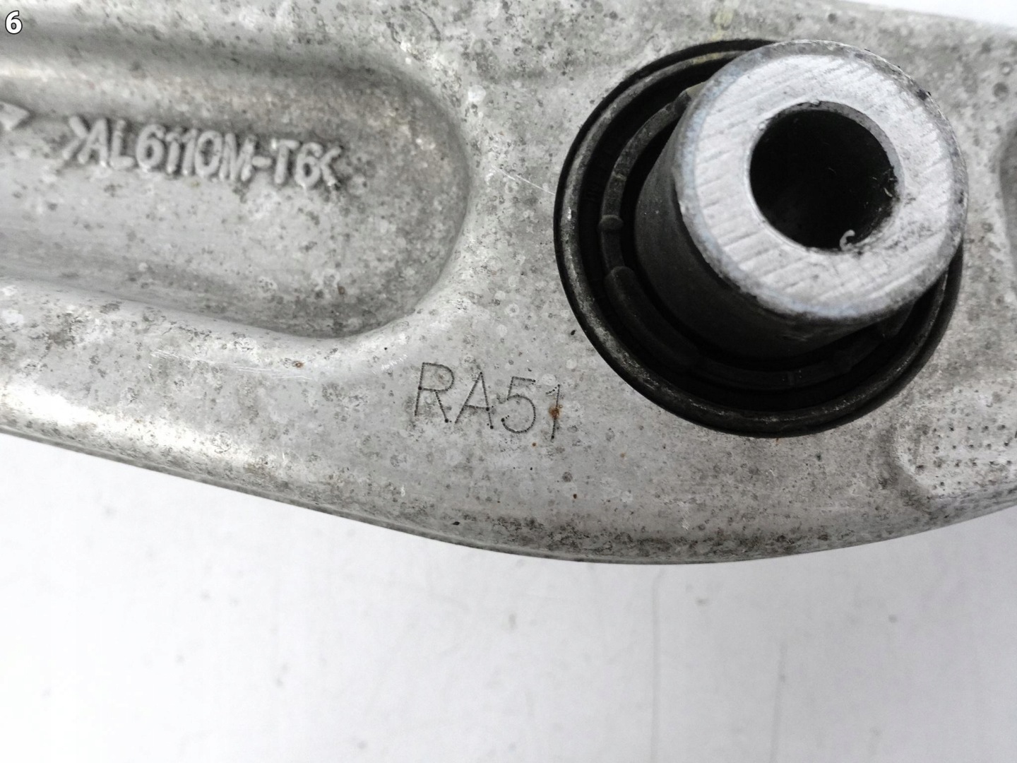 TESLA MODEL Y 20- lower arm sususpension front left = right
