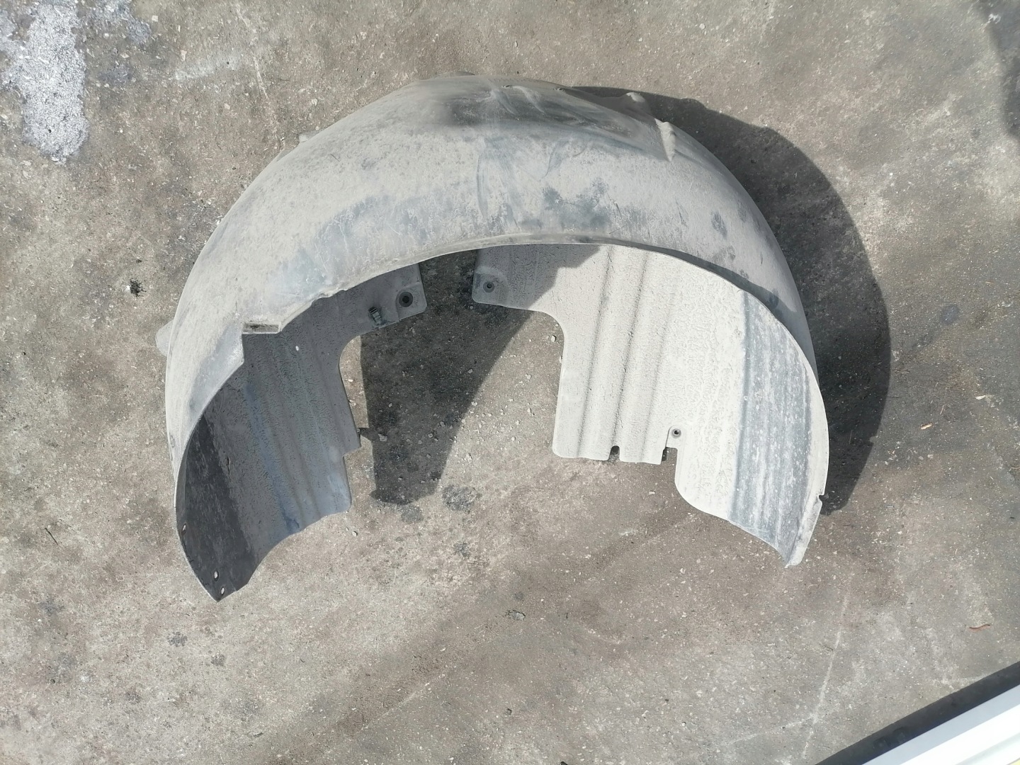 mudguard right rear part BMW E66 E65 7136682