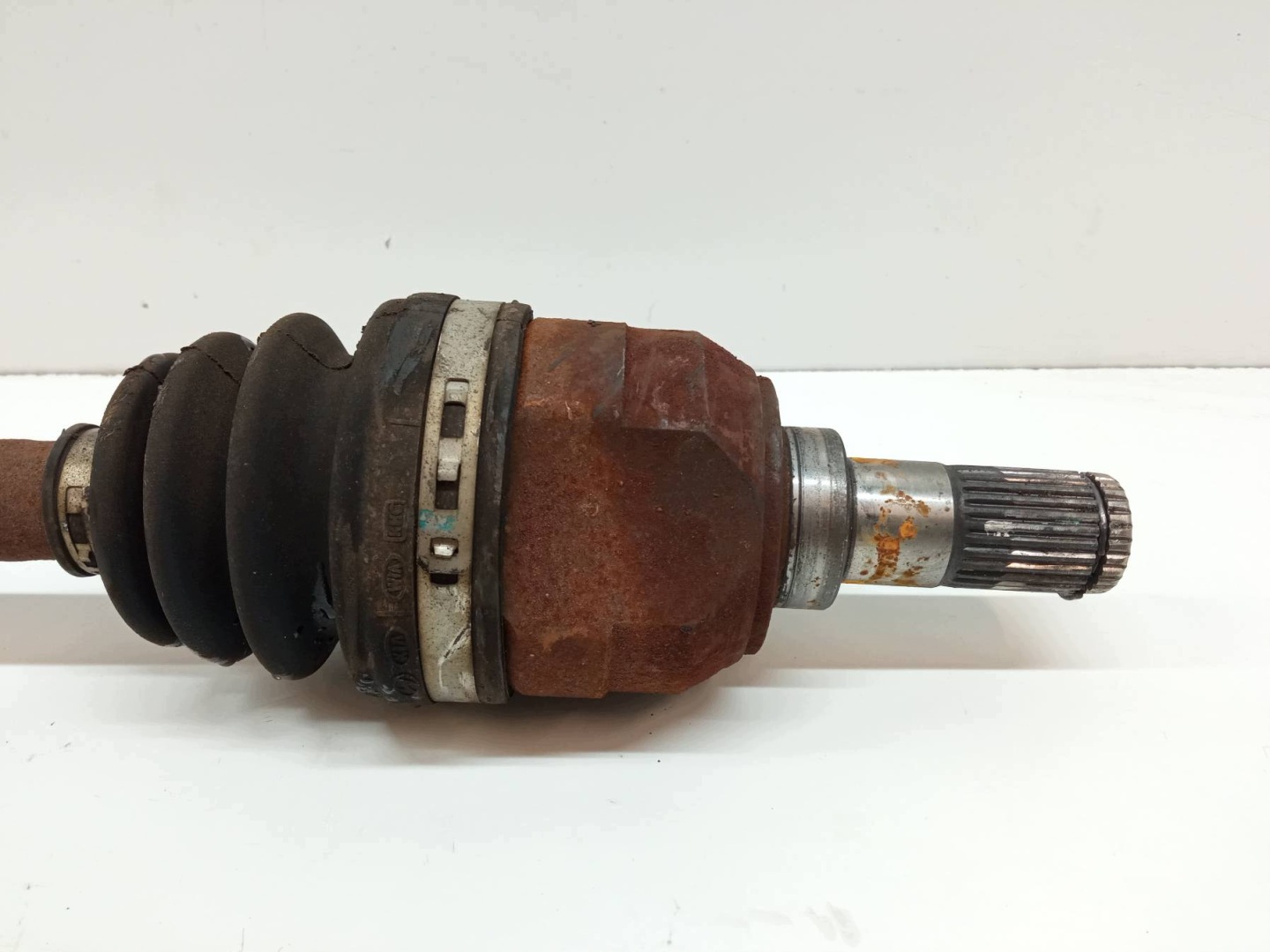 semi-axis right front 1.6 CRDI 116 KM Hyundai ix20 and (2010- )
