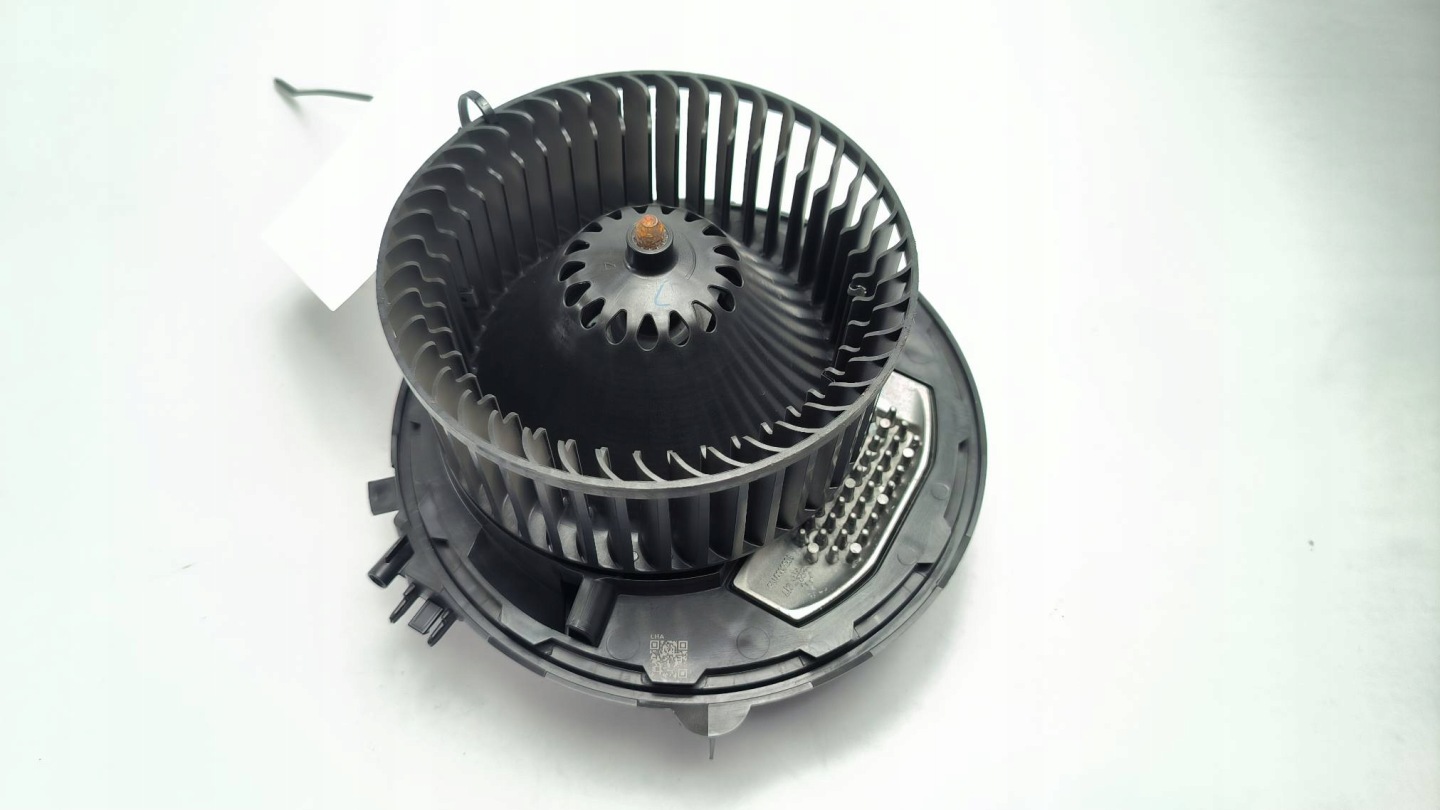 heating fan cab 5WB819015 SKODA OCTAVIA IV