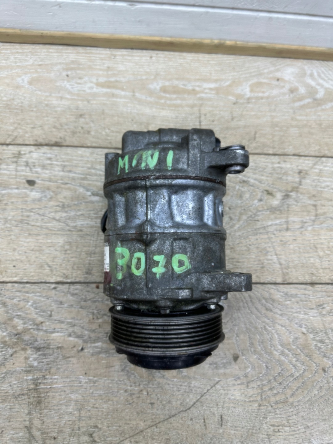 BMW 5 G31 G30 17r. compressor; compressor klimatyazcji 6822847