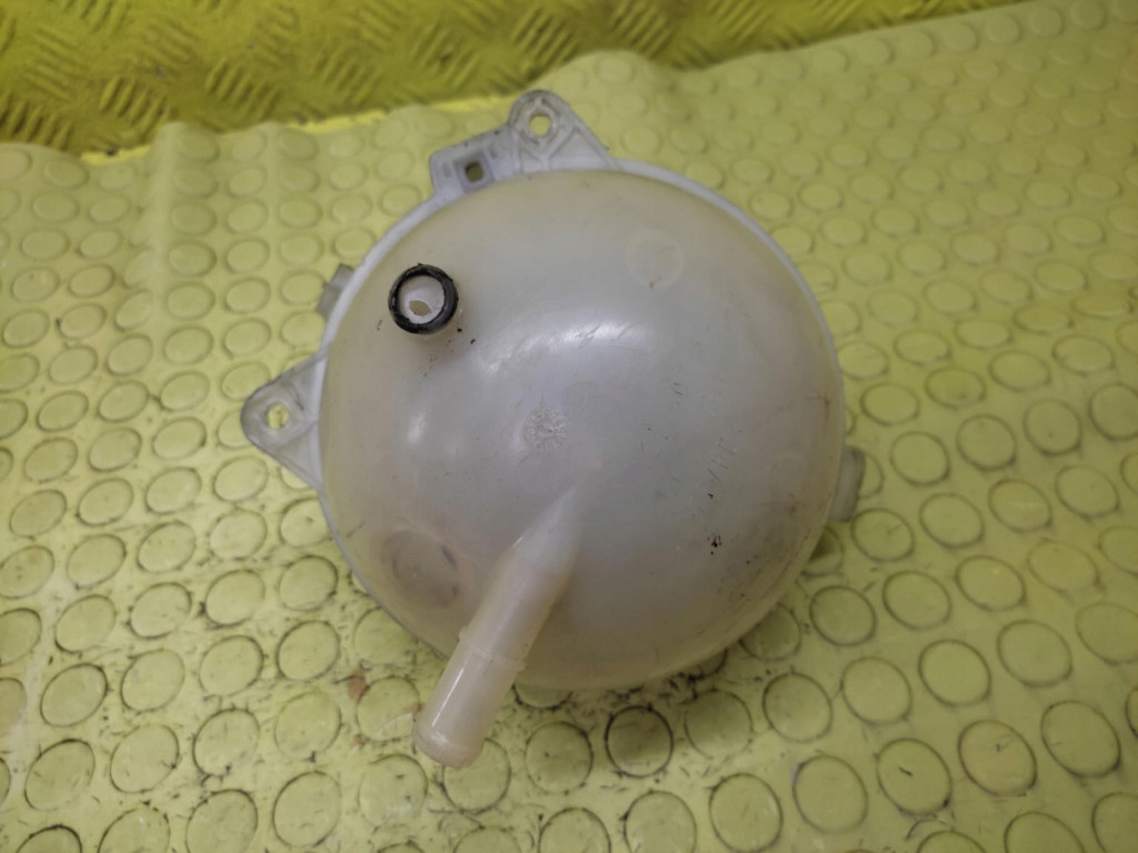 VW JETTA V 1.9 TDI ekspanziona posuda 1K0121407A