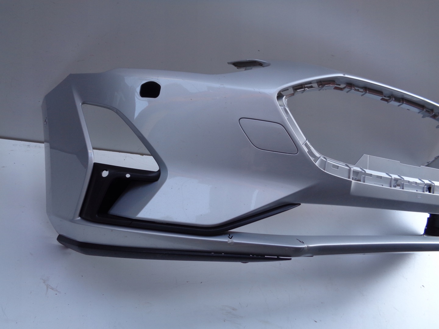 front bumper FORD FOCUS MK4 18- NR 47230