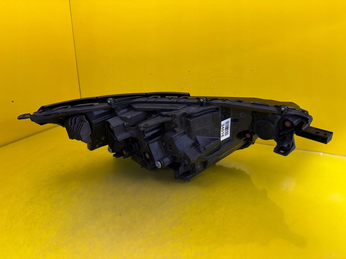light left front Toyota BZ4X Full Led 2022