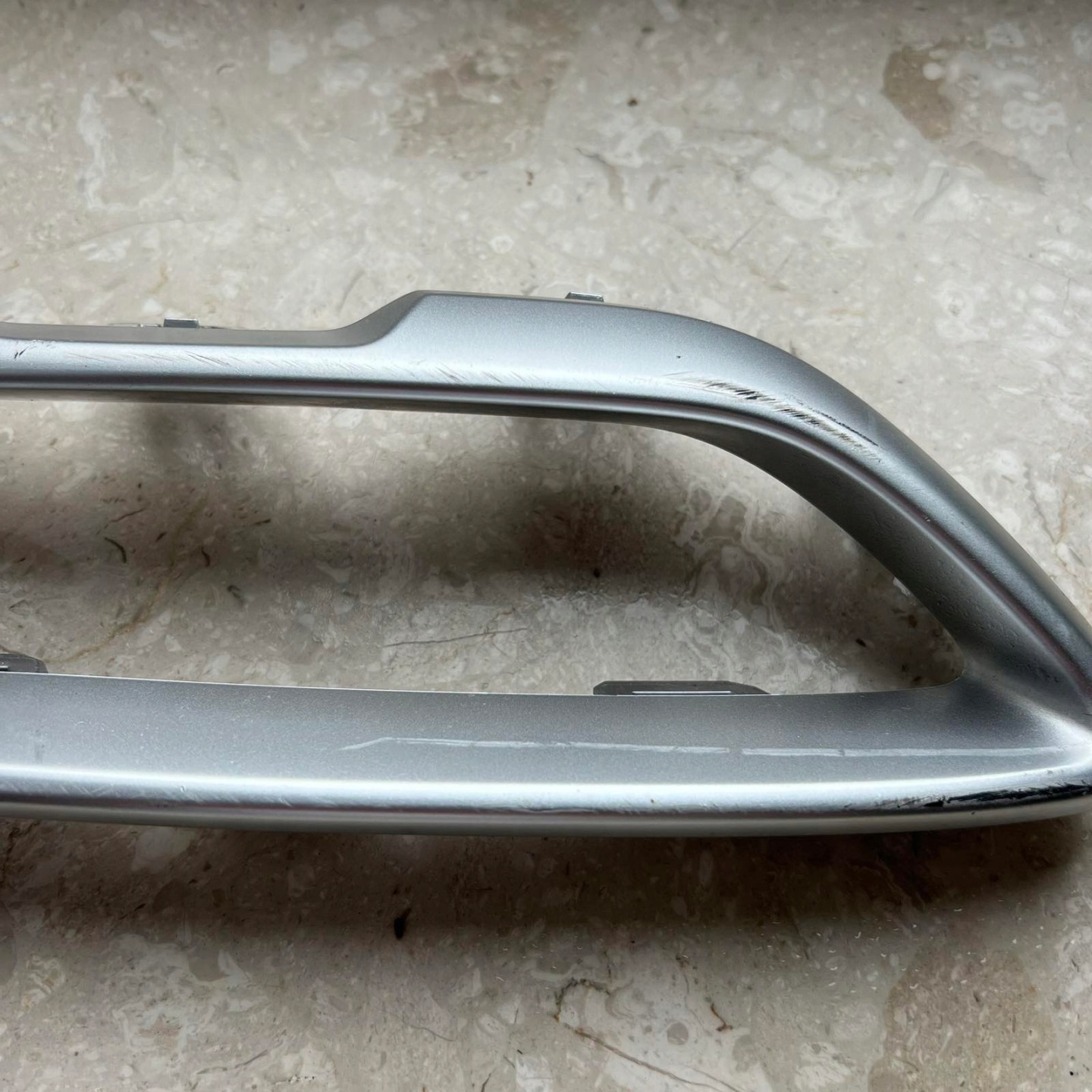 MG HS II 2024-> right chrome spoiler frame for exhaust pipe 11211938