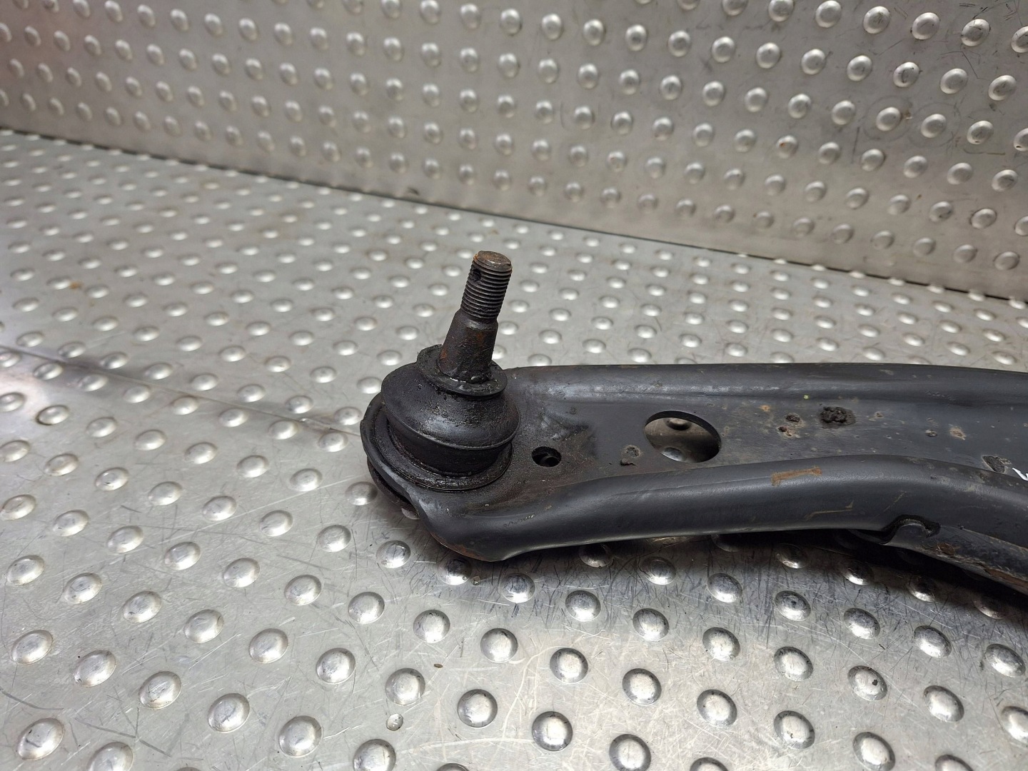 arm left front TOYOTA YARIS II 06-11