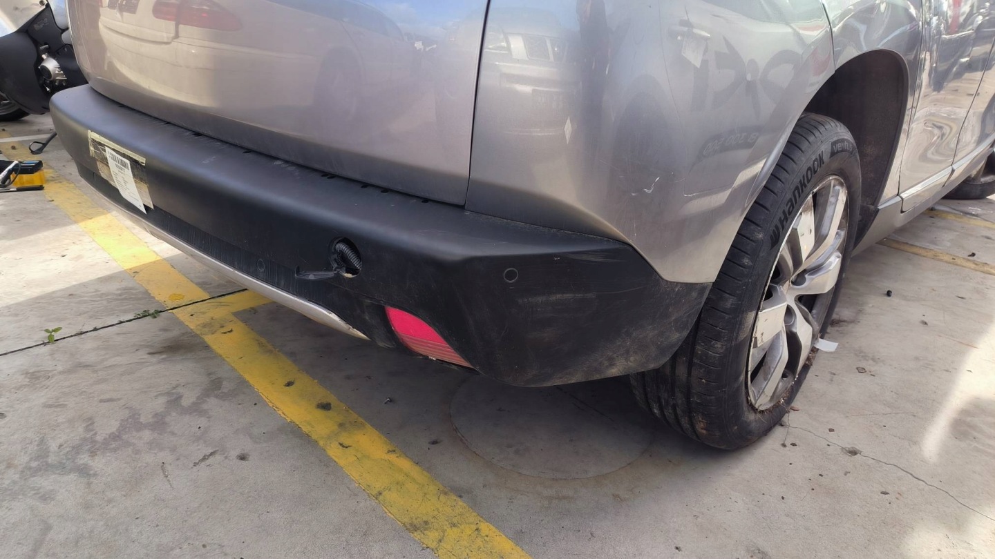 Paraurti posteriore PEUGEOT 2008 e