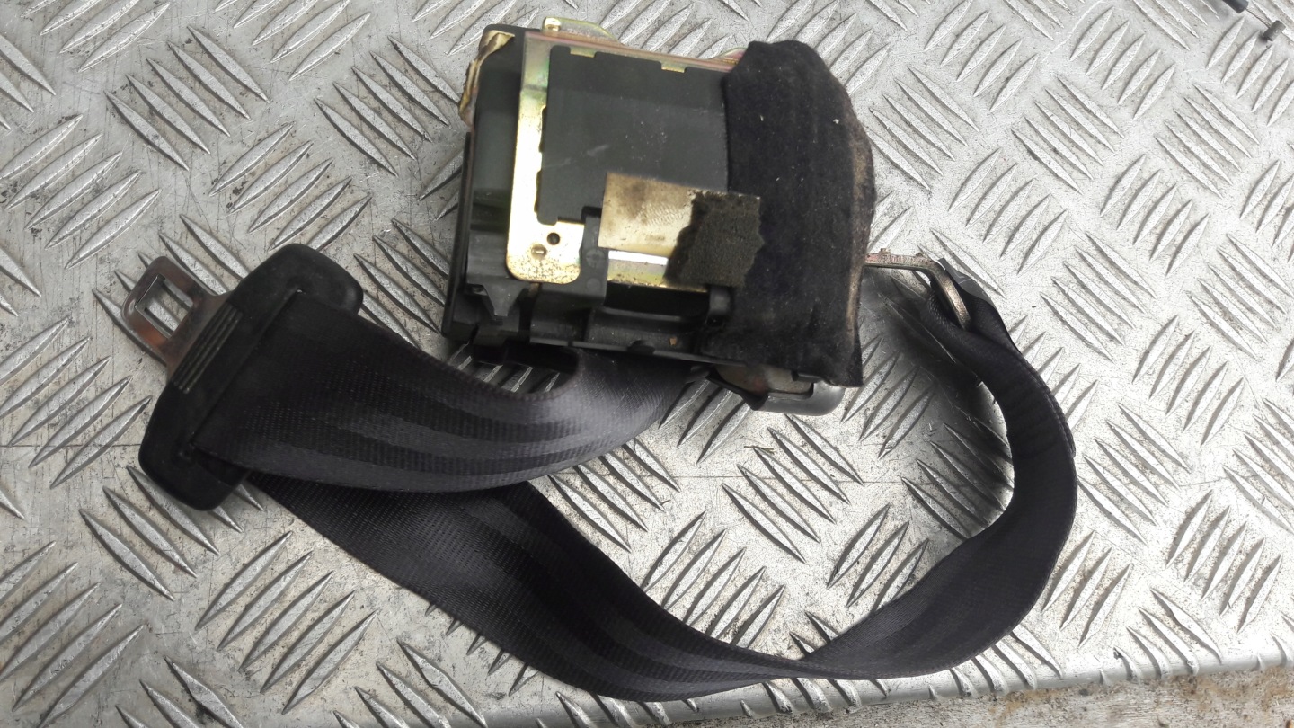 VW PASSAT B5 Gurten Sicherheits links heck 3B9857806D