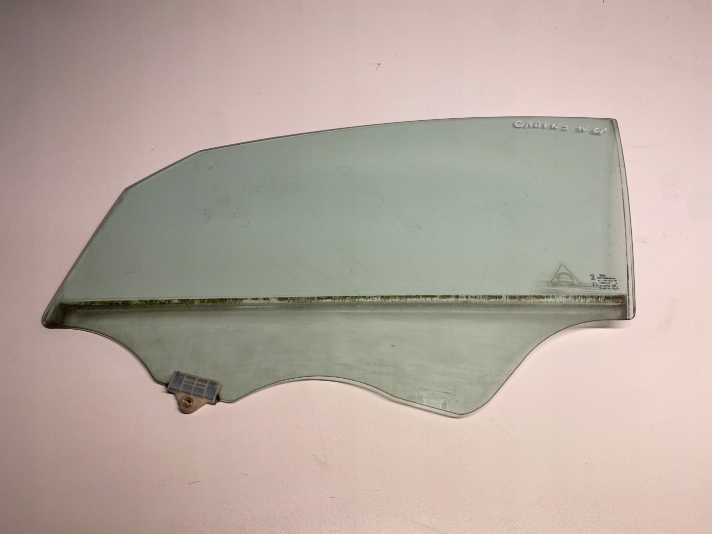 KIA CARENS IV window left front 13-17 OE