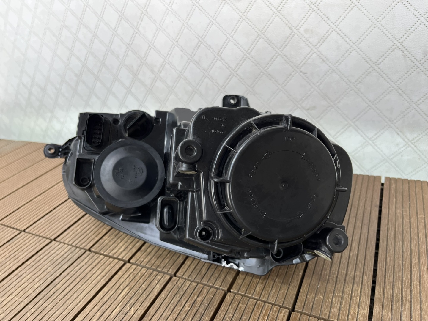VW GOLF V 03-08 KOMBI light front left front 1K6941005P EUROPA OE