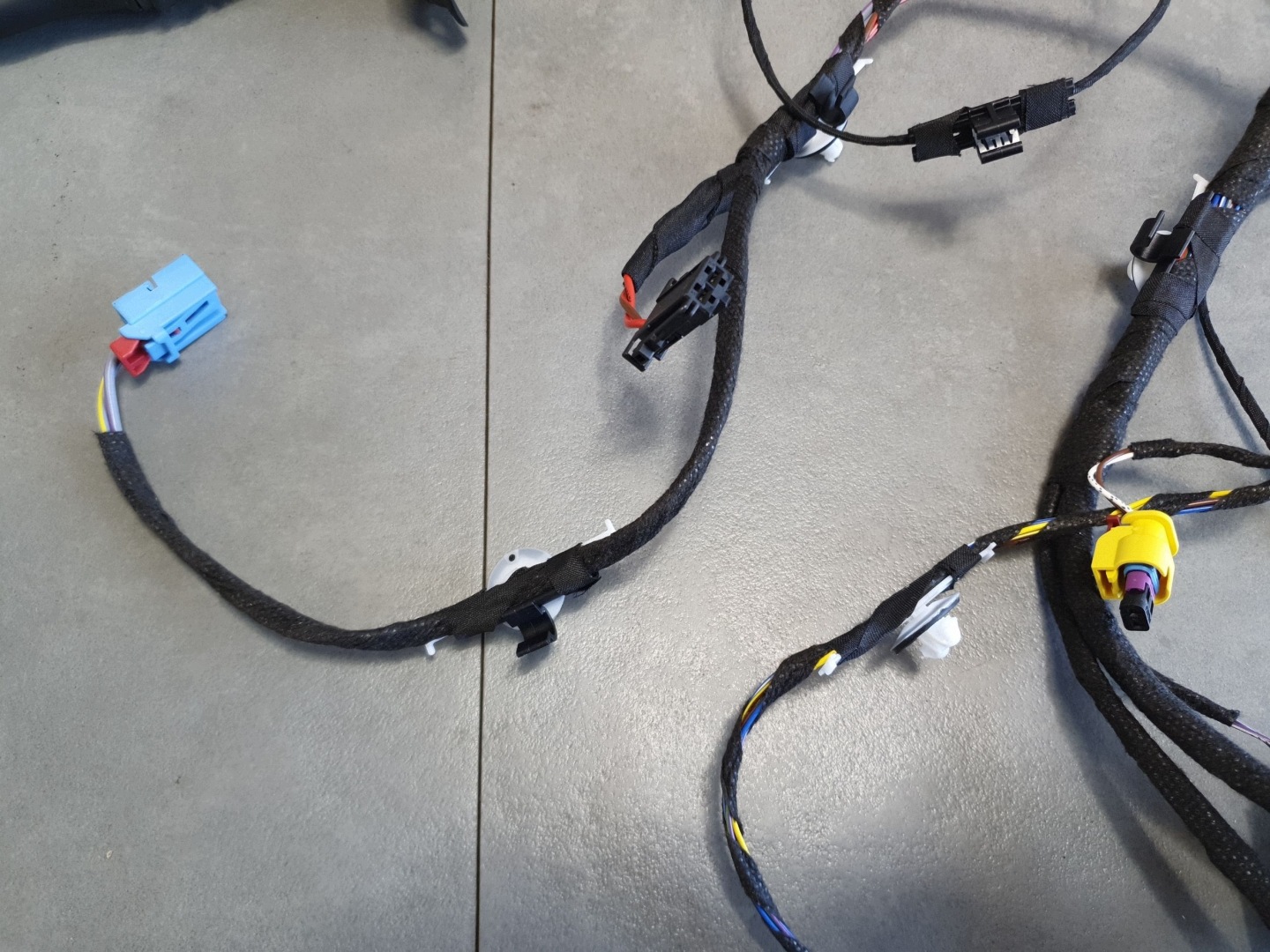 Audi A3 8Y bundle door przednich right front 8Y1971030AC
