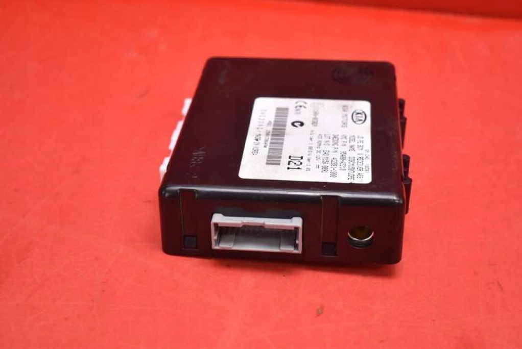 control unit module ASSY BCM 95400-A2210 KIA CEED 2 II 1.6 GDI 135 KM 15-18