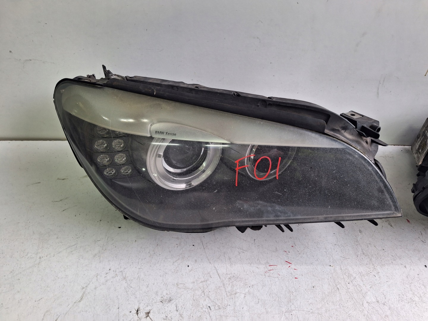 BMW 7 F01 F02 08-12 light left XENON UK