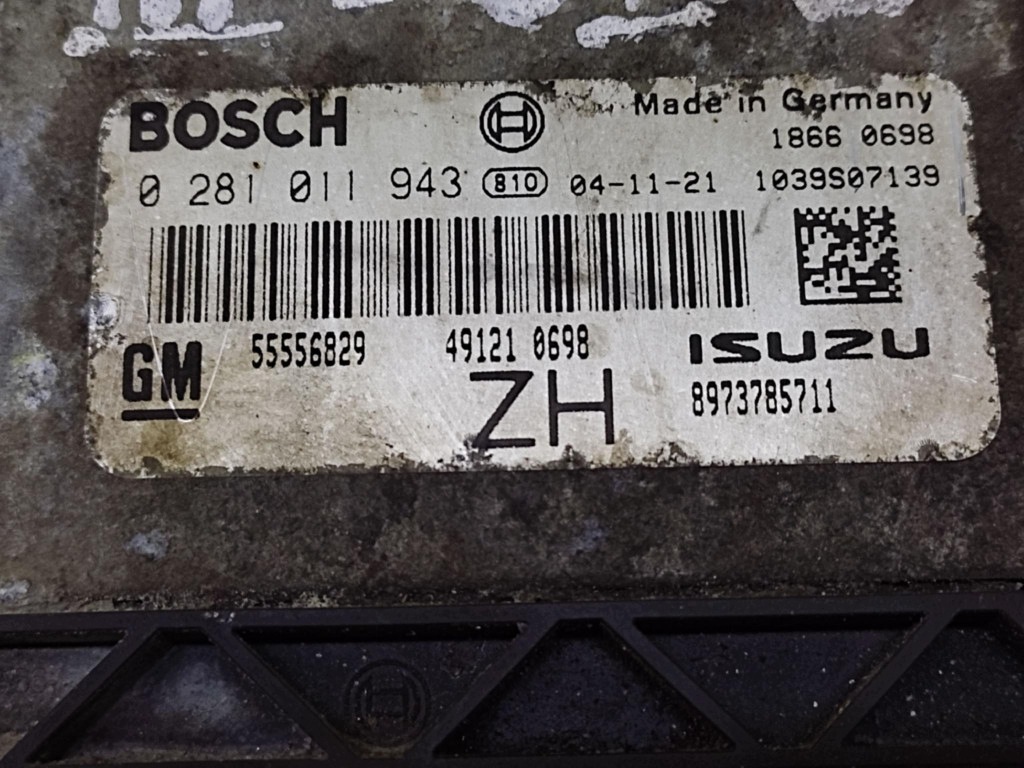 OPEL ASTRA H 1.7 D control unit of the engine 0281011943