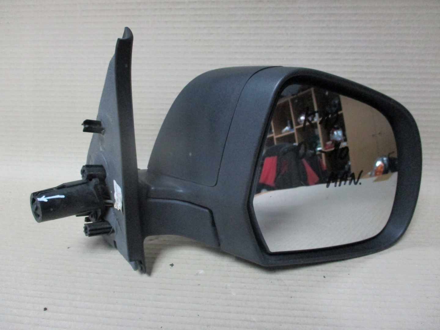 mirror right manually Nissan Micra K12 09-10