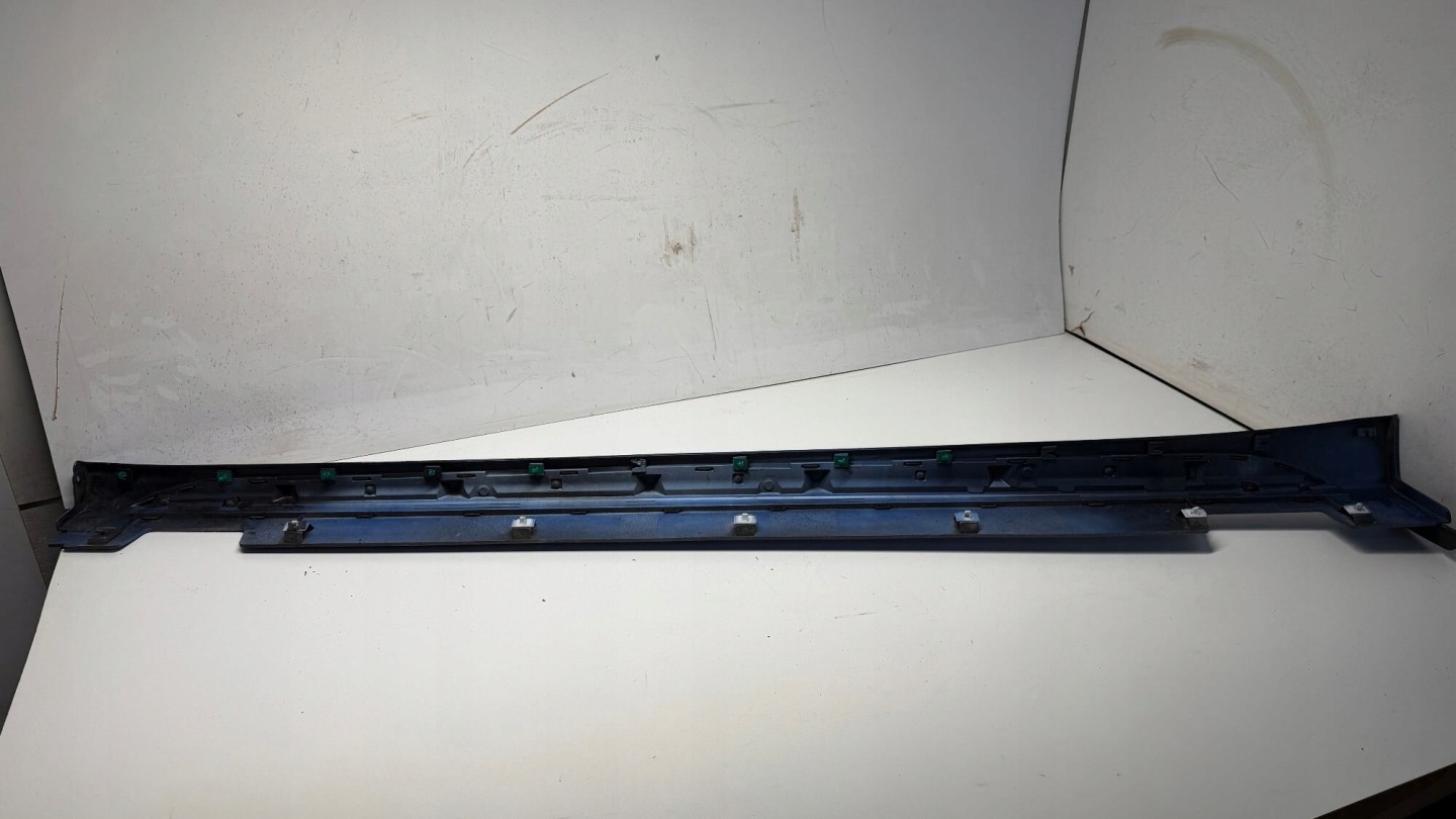 KIA CEED III GT-LINE moulding threshold right colour B3 17-24