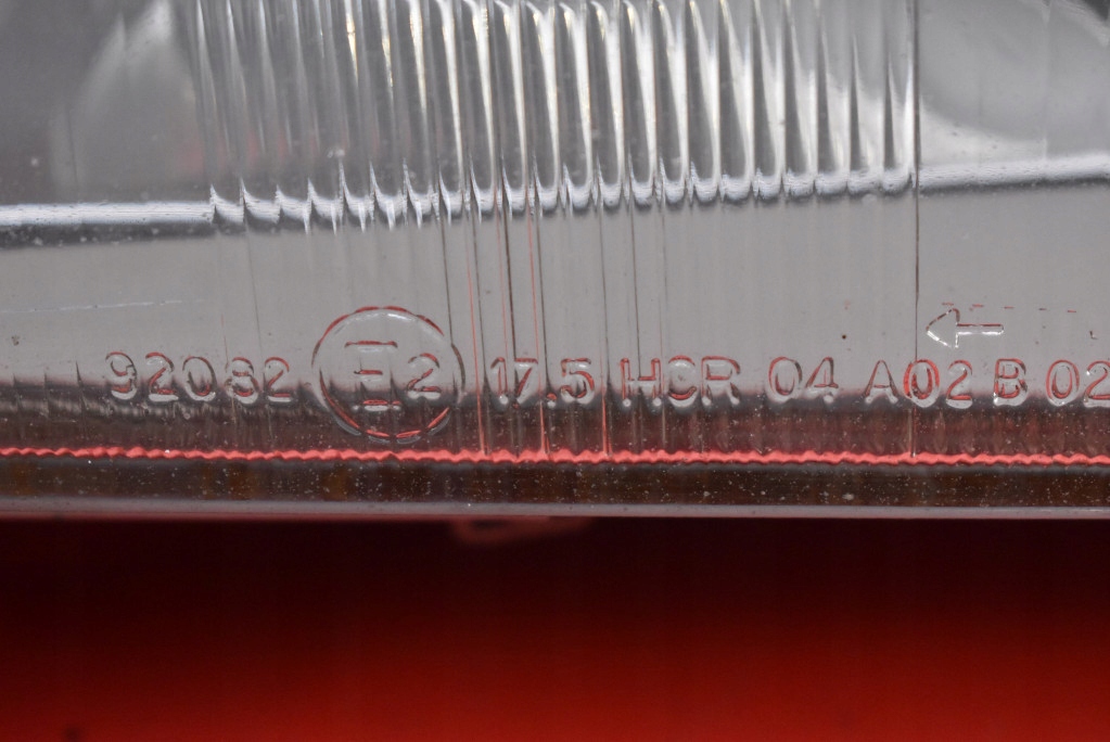 REFLEKTOR right light front EU MERCEDES C-KLASA W202 93-97