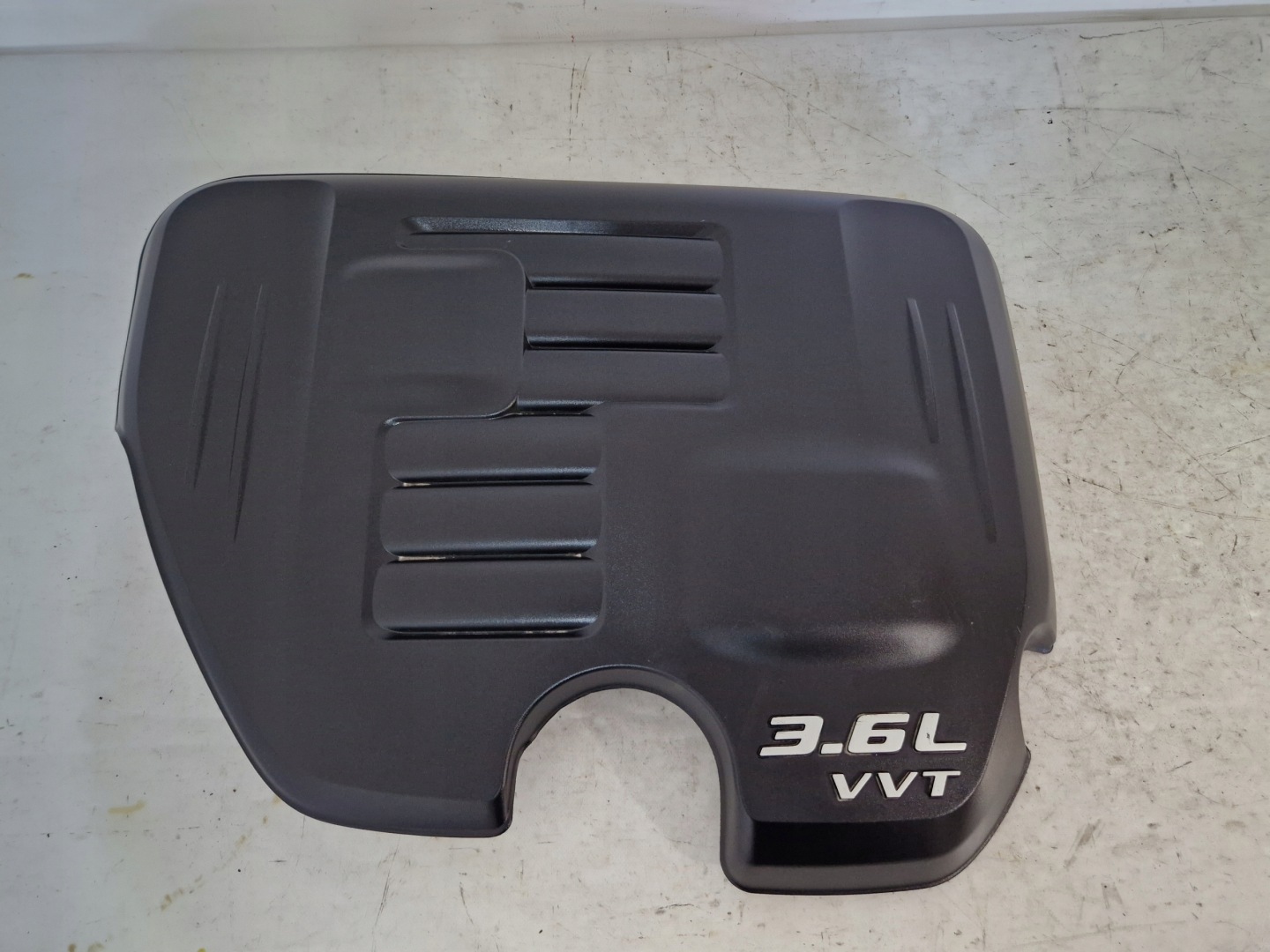 DODGE CHARGER 2015- 3.6 VVT motor cover upper 04593903AD