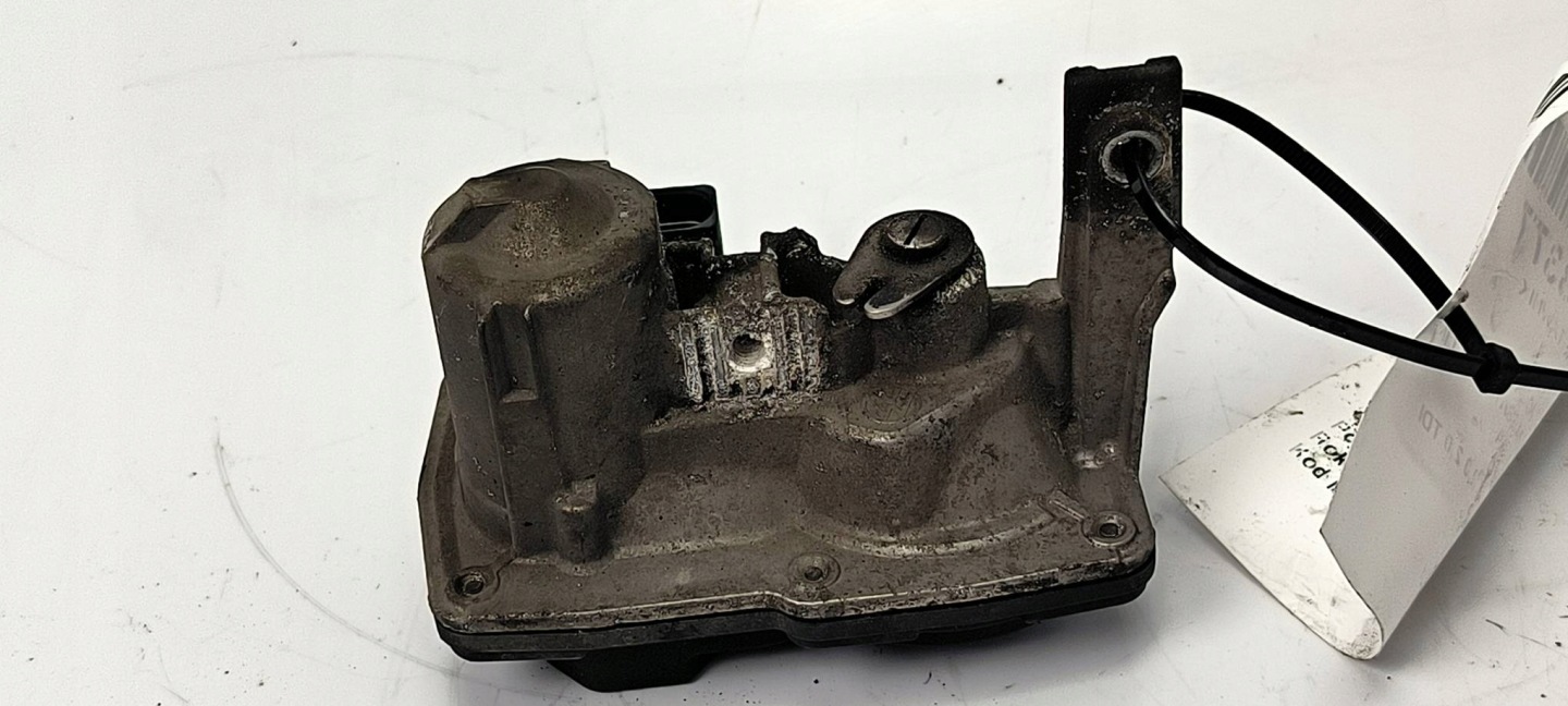 regulator VOLKSWAGEN PASSAT B8 R-LINE