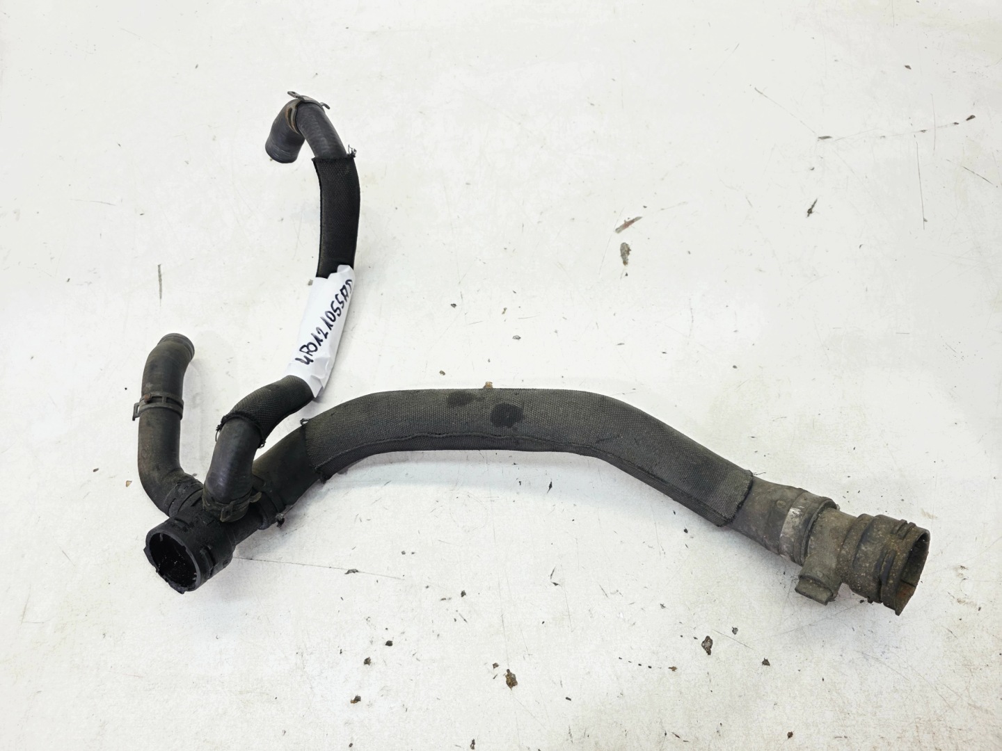 prijenos cijev crijevo vode AUDI A6 C6 LIFT 2.0 TDI 4F0121055AD