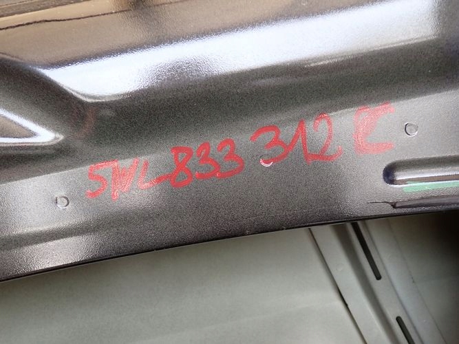 VW TIGUAN II ALLSPACE 15- door right rear. rear part