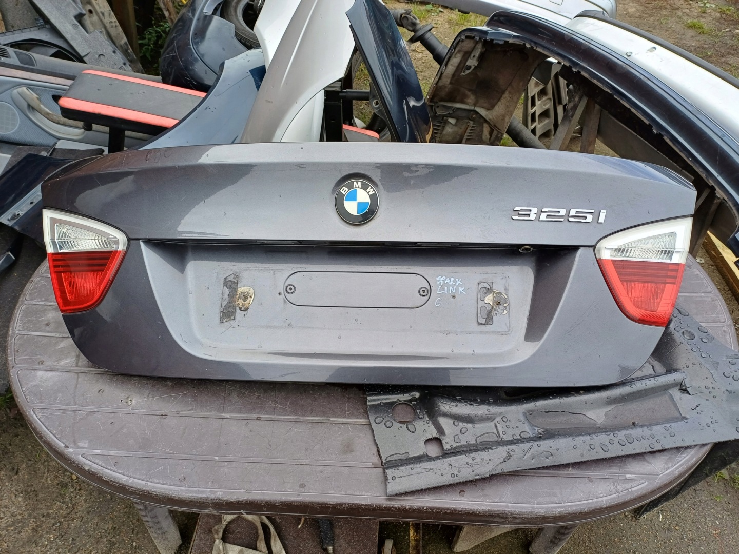 BMW E90 kapota kufru SPARKLIN GREY