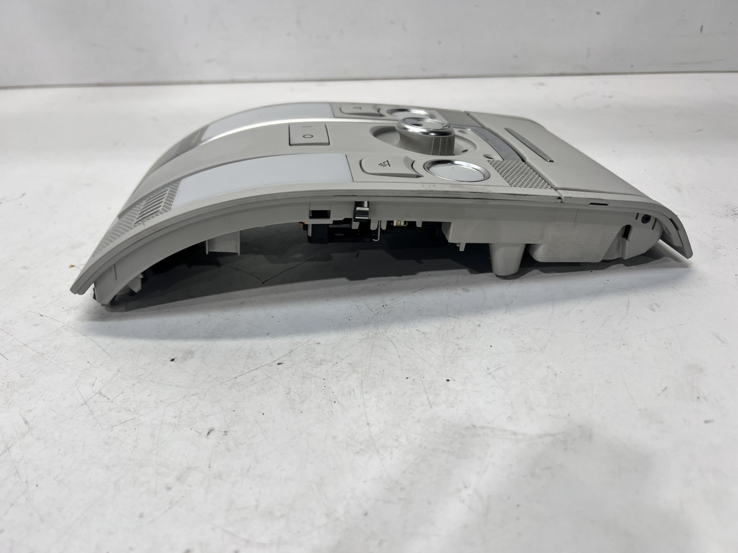 feu éclairage cabine AUDI A6 C6 4F0947135CE T64