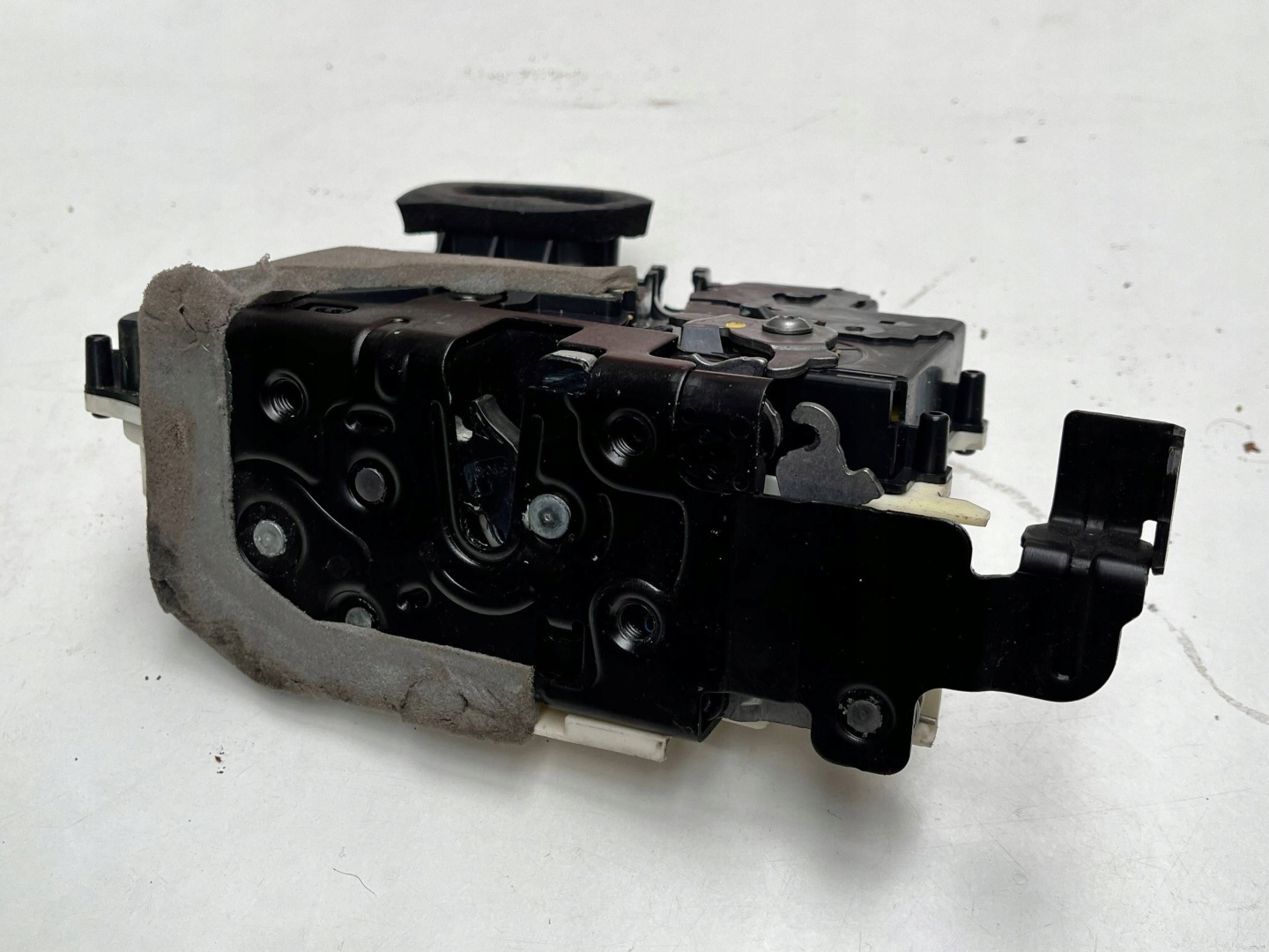lock door przednich Audi A6 S6 C8 4K 4K1837015K !J