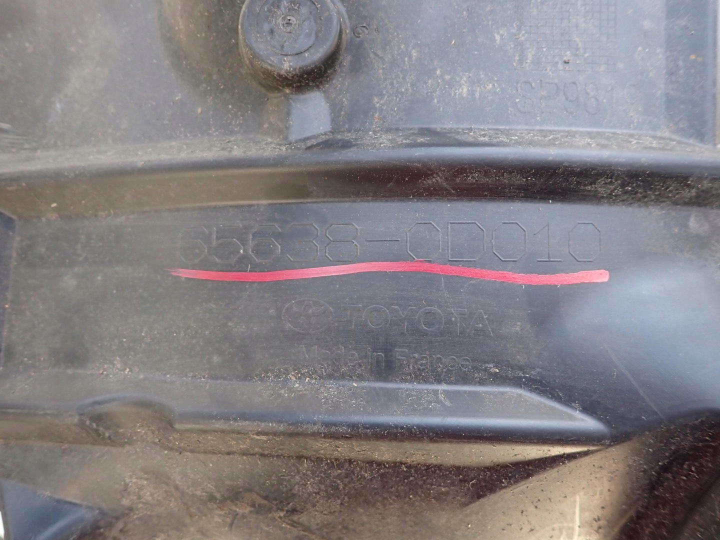 TOYOTA YARIS CROSS 20-> mudguard rear part rear. left