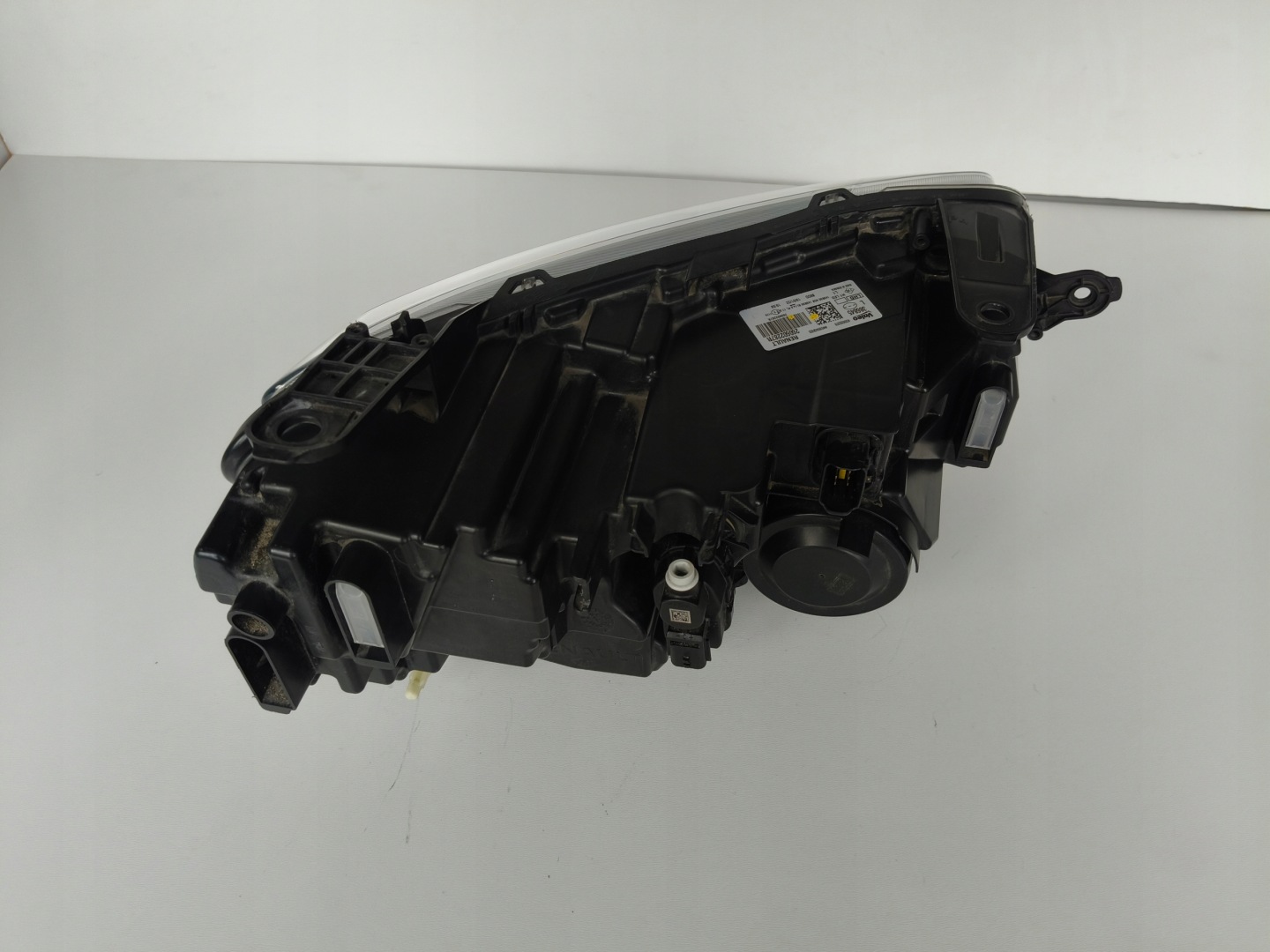 light left REFLEKTOR DACIA DUSTER II 21- LIFT FULL LED