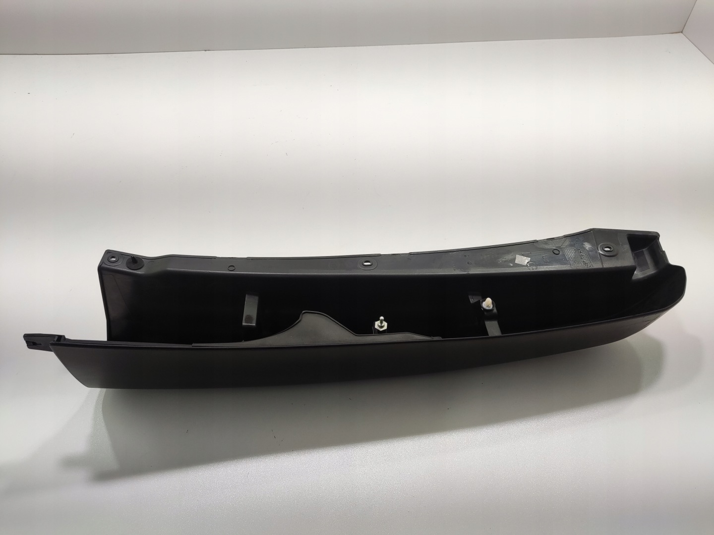 moulding corner upper left rear part TRAFIC III VIVARO B H2 2014-2019 903903359R