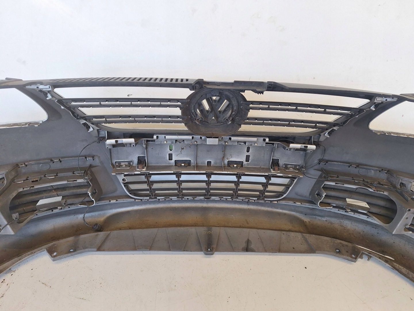 VOLKSWAGEN PASSAT B6 R-LINE 05-10 bumper 3C0807221