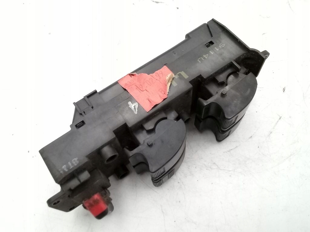 Honda Accord VI Bouton panel Vitre Gauche