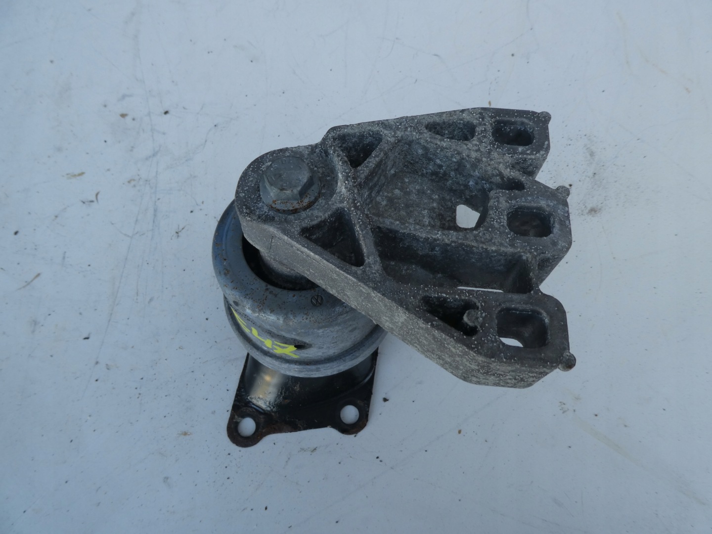 engine mount VW T5 LIFT 2.0 TDI 7E0199256J