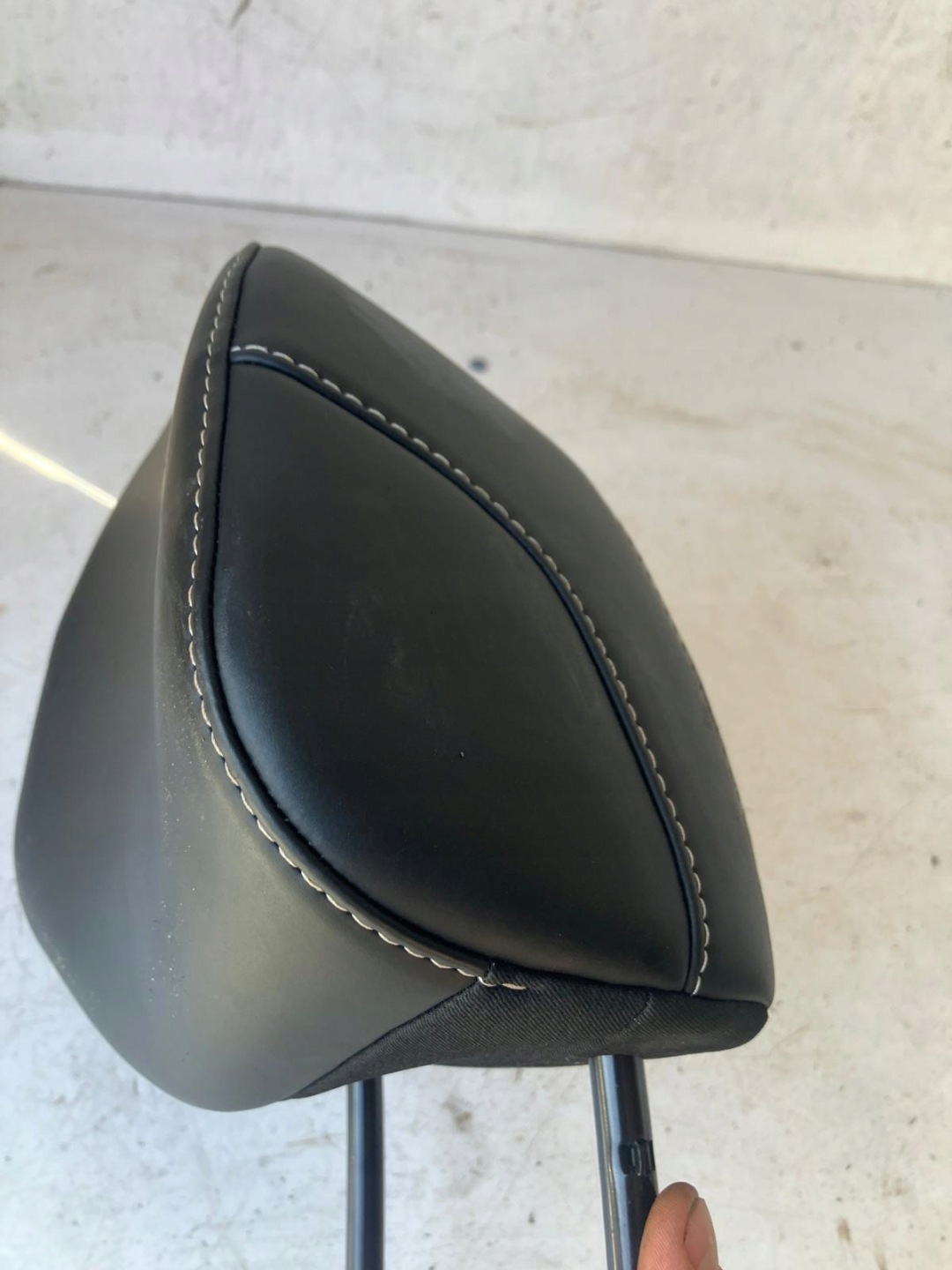 rest seat RENAULT MEGANE IV leather BIALA NITKA right left front