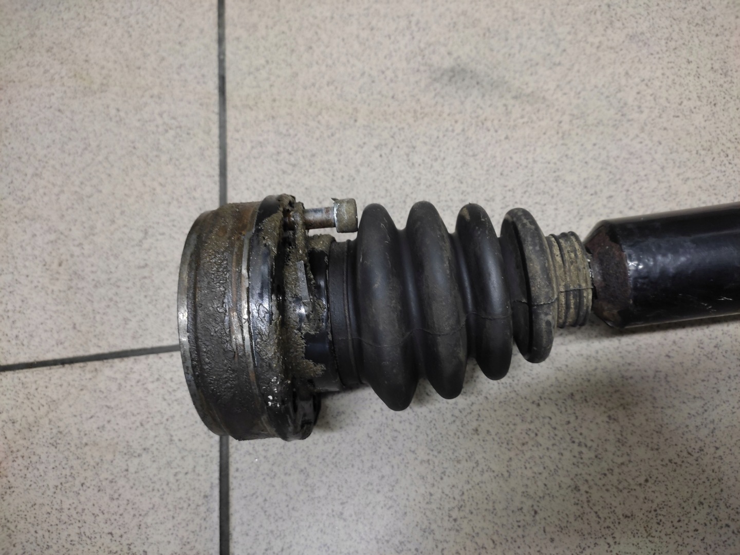SEAT LEON and 1.4 petrol semi-axis NAPEDOWA right