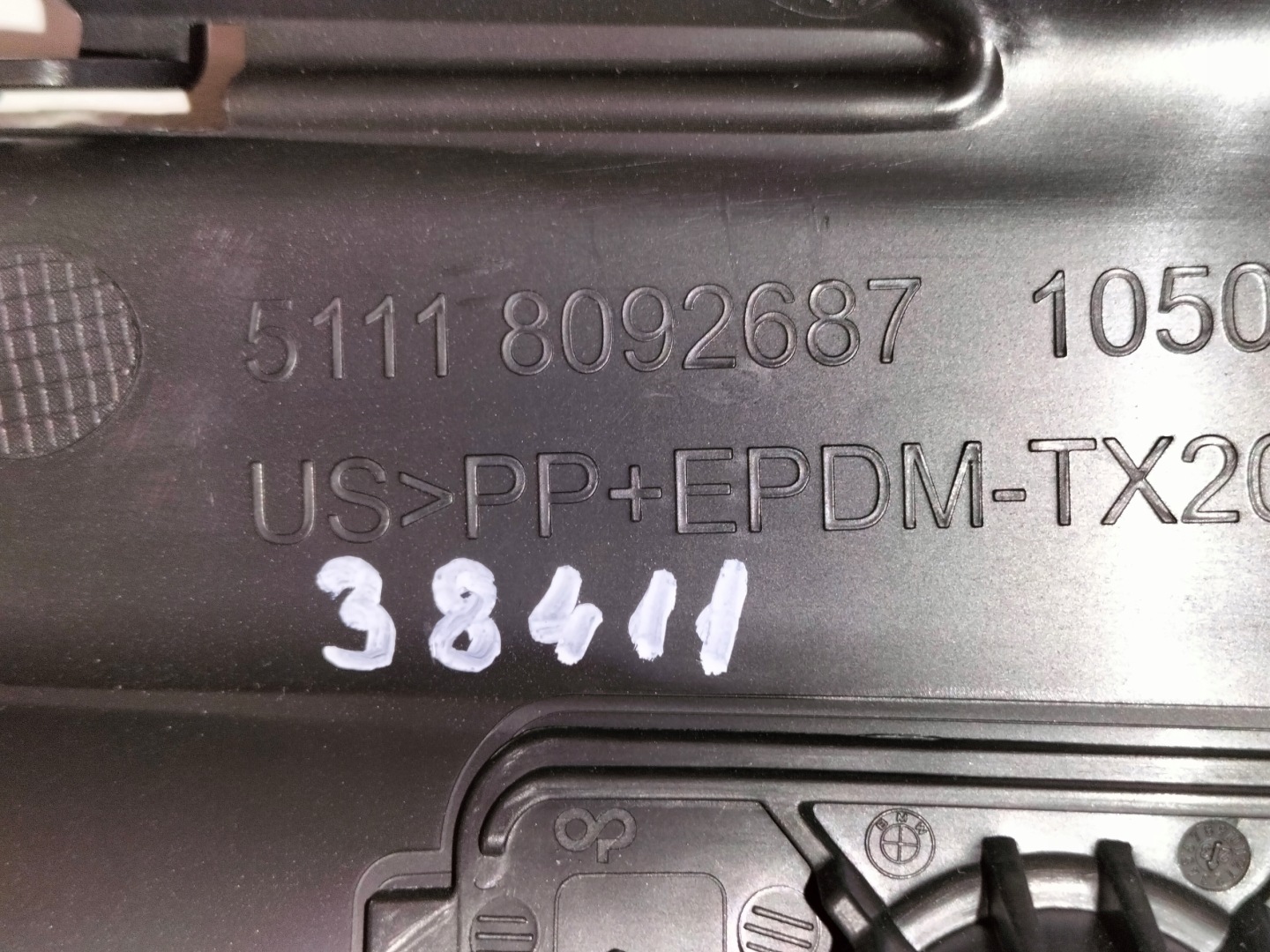maska mřížka nárazníku předek levá BMW X5 G05 18-23 m-packet