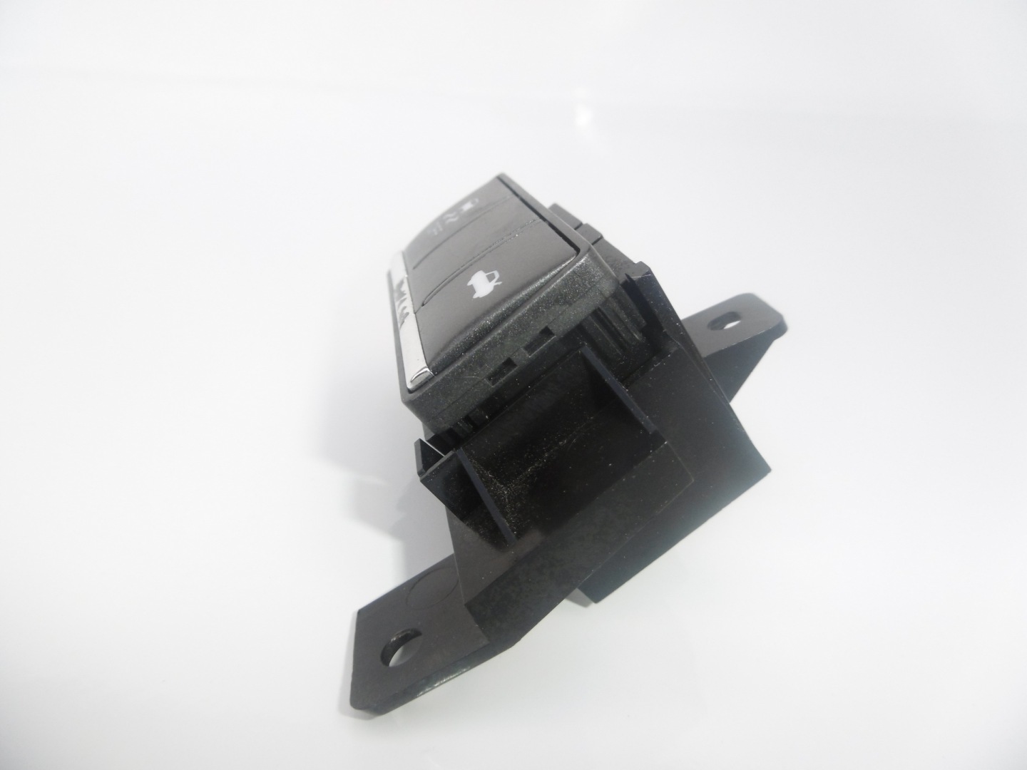 opening control switch bonnet ESP INFINITI Q50