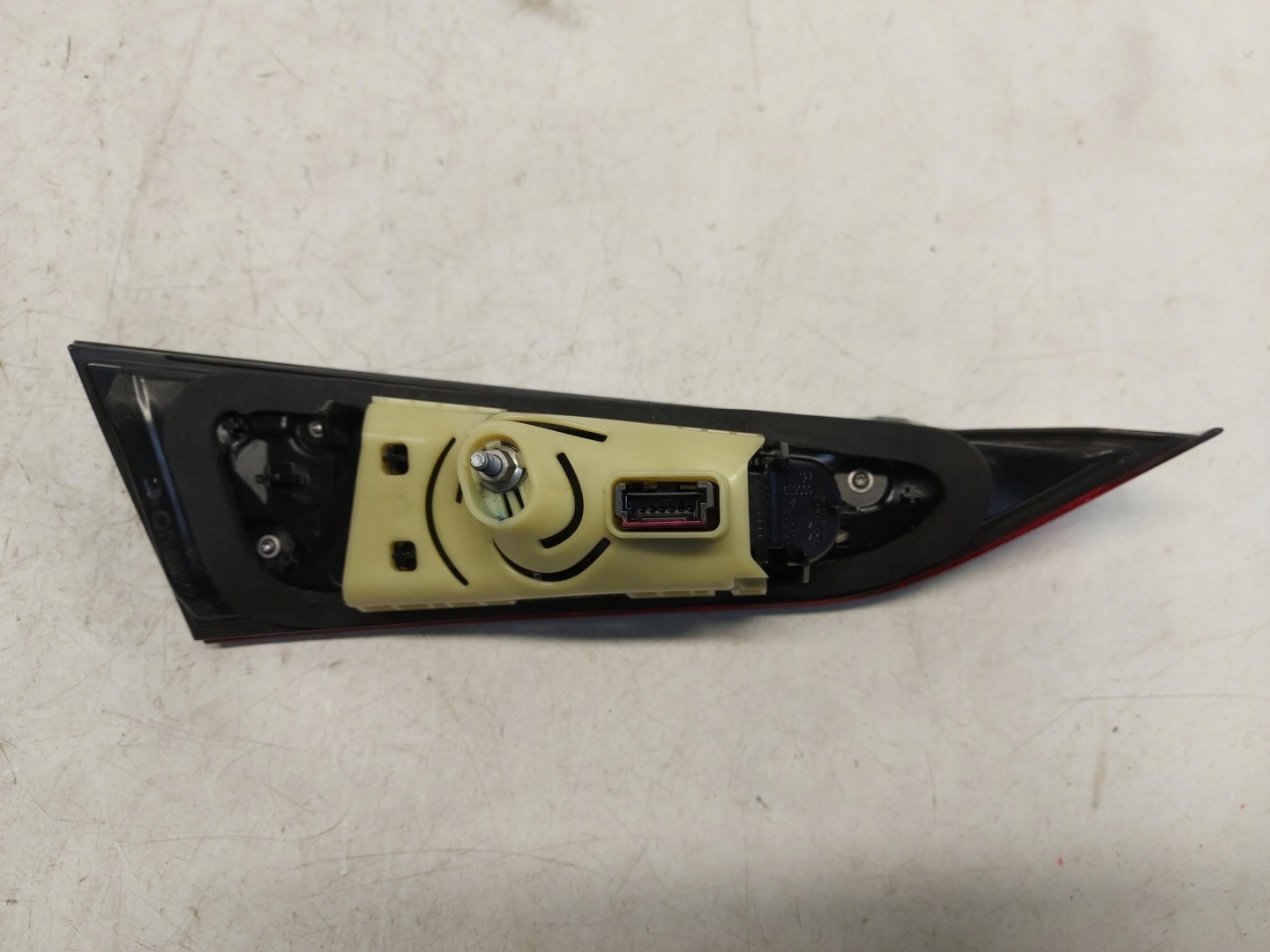 BMW G23 G22 M440i Cabrio light bonnet boot rear part right 7956630